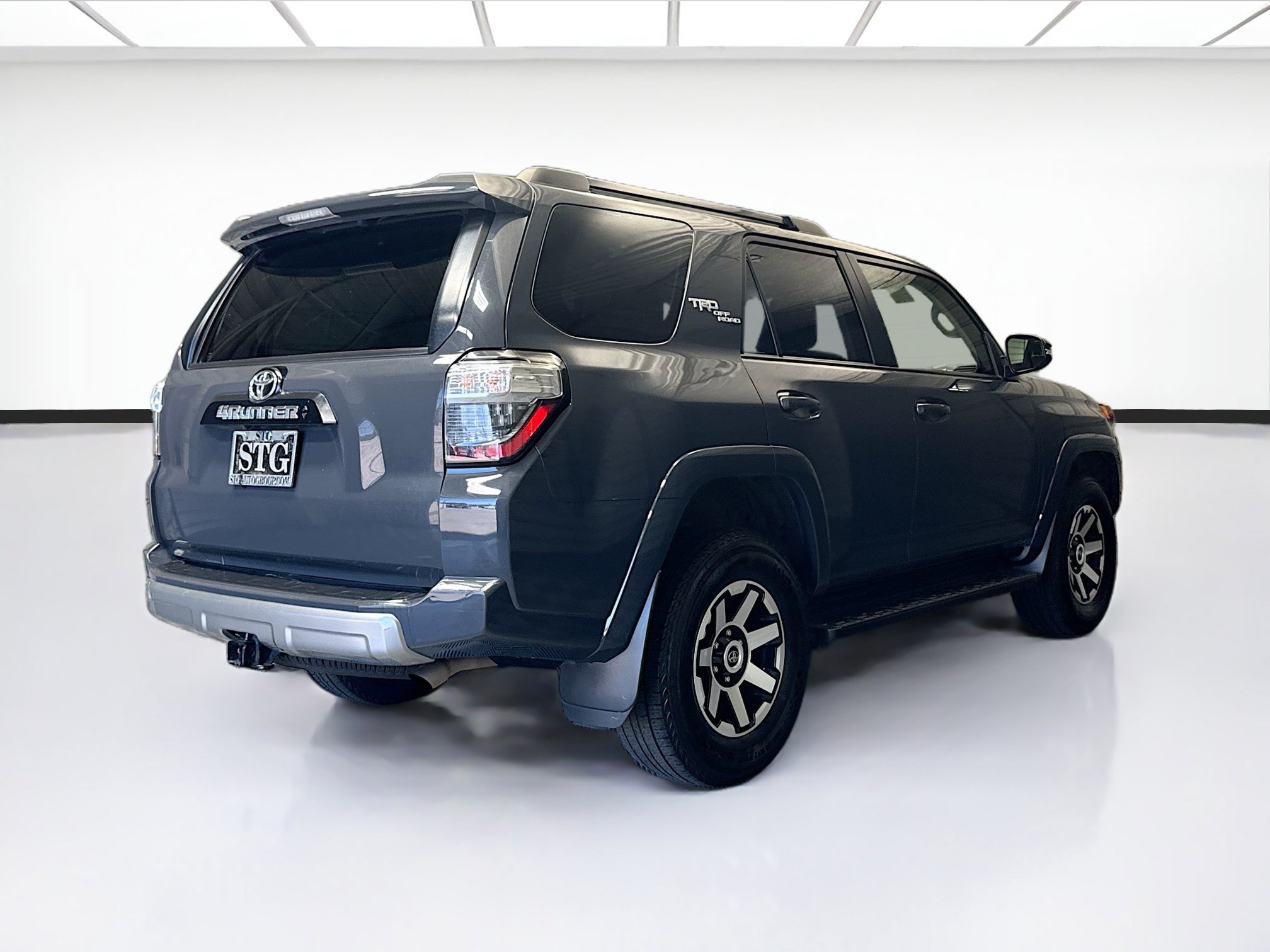 Used 2024 Toyota 4Runner TRD Off-Road Premium AWD/4WD image 4