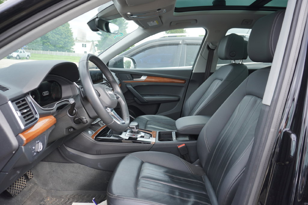 Used 2022 Audi Q5 2.0T Premium Plus AWD/4WD image 2