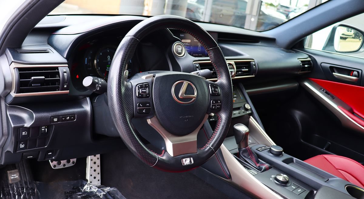 Used 2018 Lexus IS 300 F Sport w/ F Sport Package RWD image 34