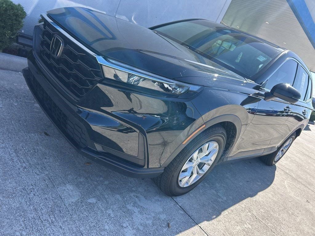 Certified 2025 Honda CR-V LX image 2