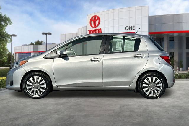 Used 2014 Toyota Yaris LE image 8