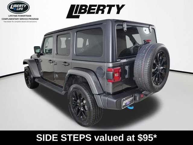 Used 2023 Jeep Wrangler Unlimited Sahara w/ Cold Weather Group AWD/4WD image 5