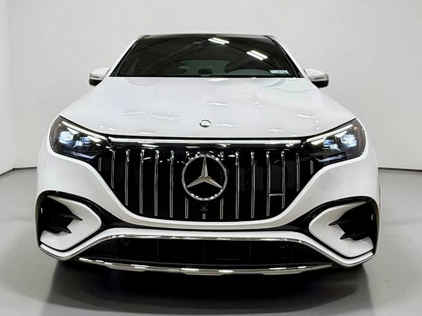 Used 2024 Mercedes-Benz EQE AMG 4MATIC SUV image 10