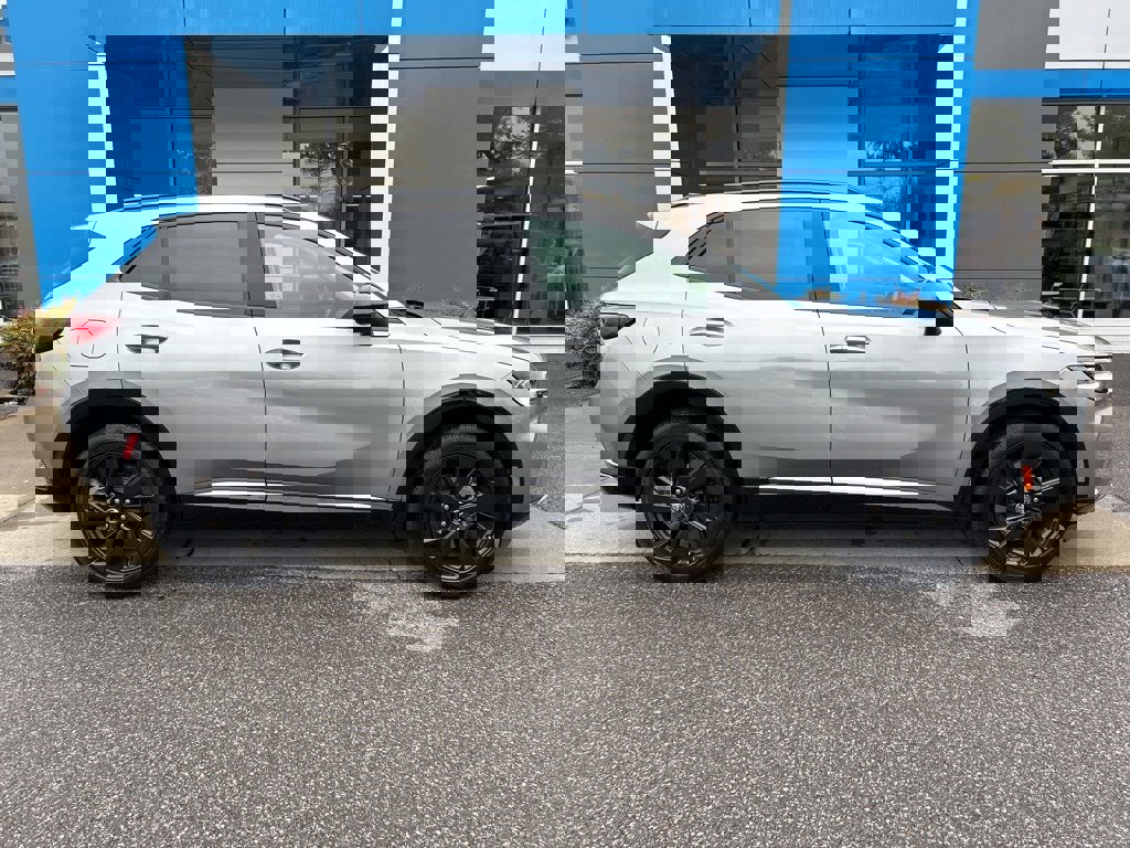 Used 2023 Buick Envision Essence w/ Sport Touring Package video 2