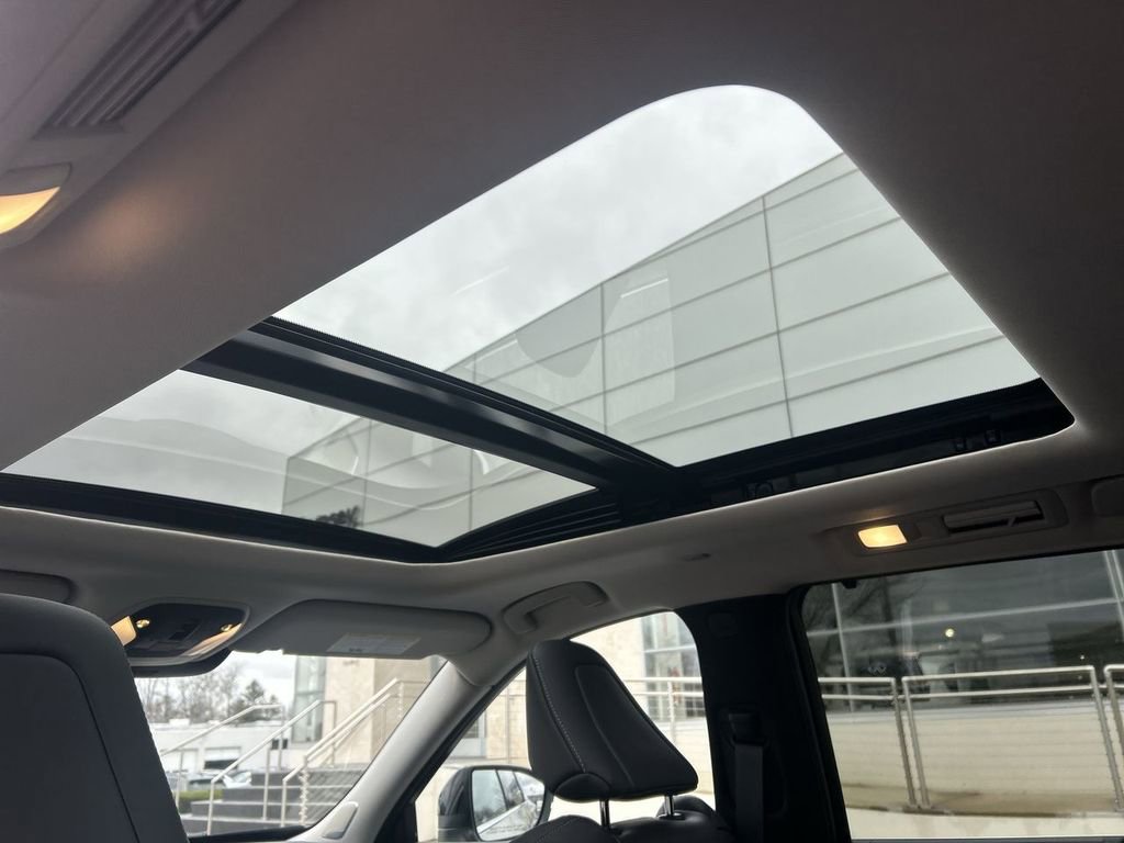 Certified 2025 INFINITI QX60 Luxe image 25