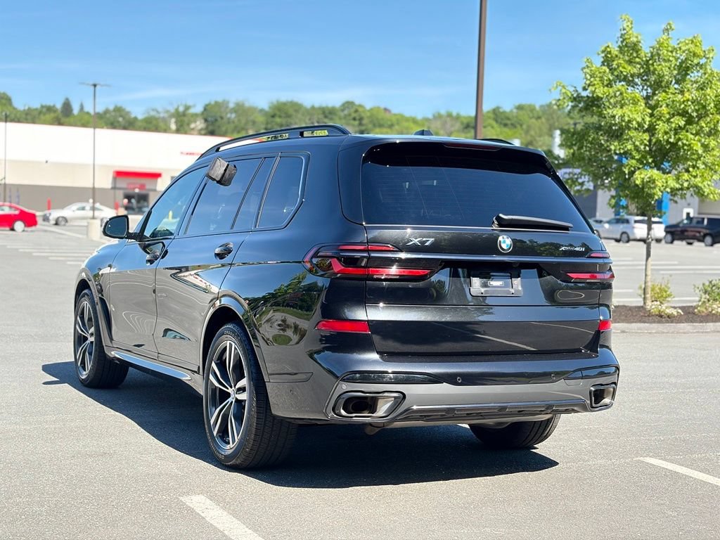 Certified 2024 BMW X7 xDrive40i w/ Executive Package AWD/4WD image 4