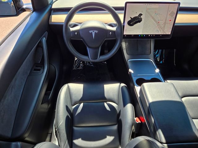 Used 2021 Tesla Model Y Long Range image 15