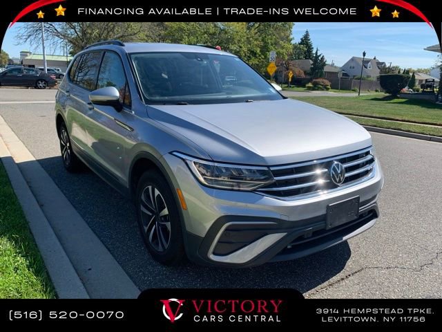Used 2023 Volkswagen Tiguan S image 3