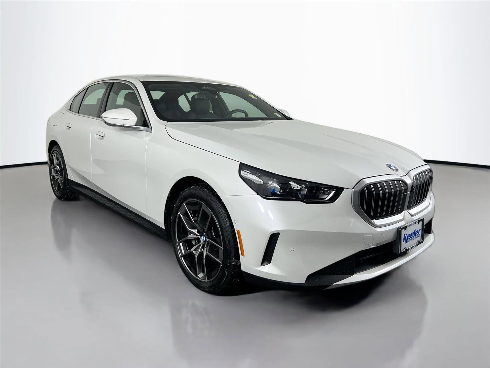 Certified 2026 BMW 530i xDrive w/ Premium Package image 8