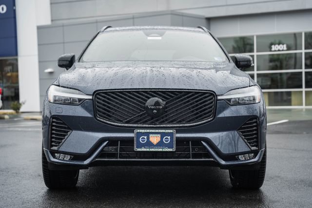 New 2026 Volvo XC60 B5 Ultra w/ Protection Package Premier image 2