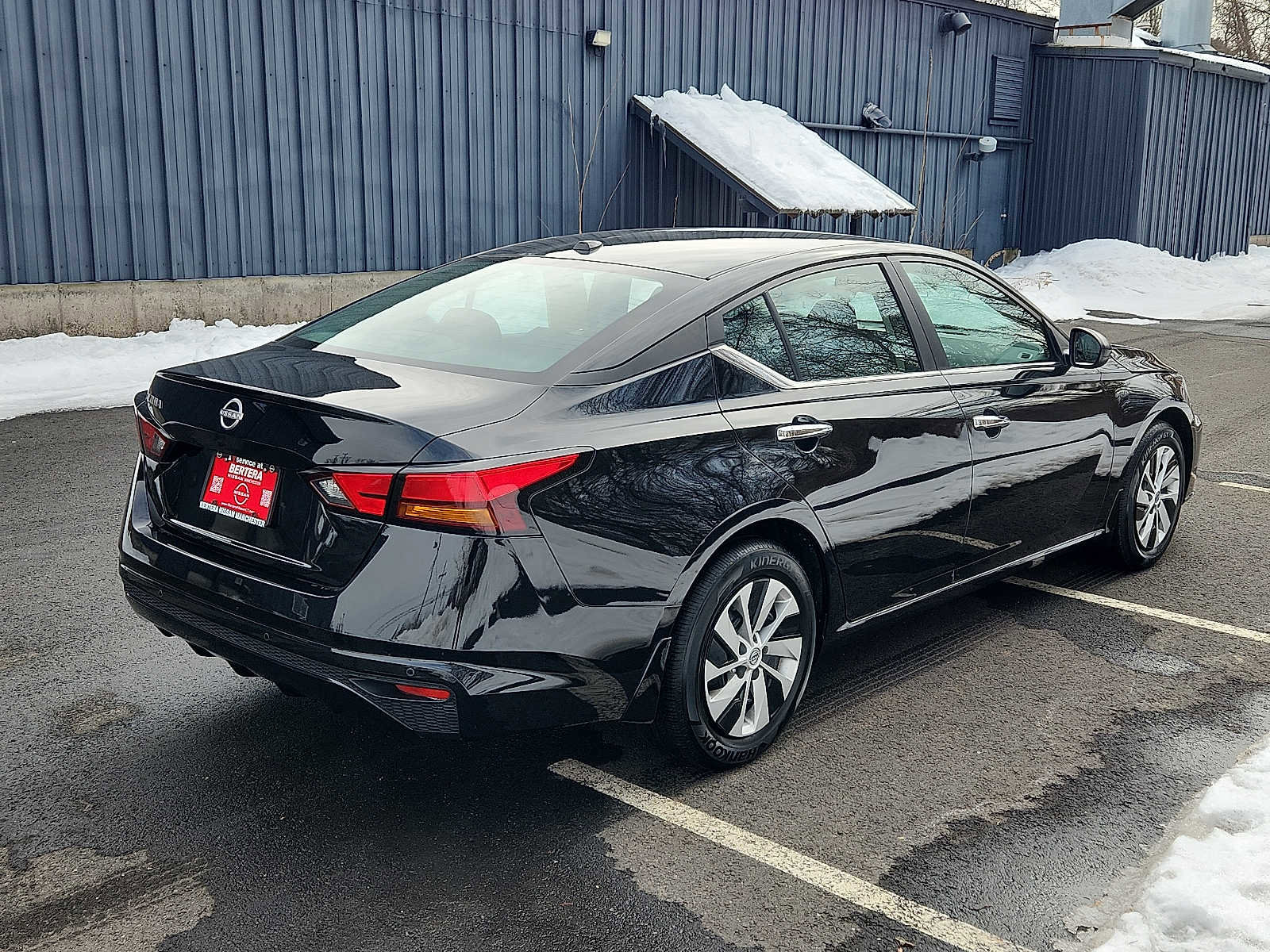 Certified 2025 Nissan Altima 2.5 S image 4