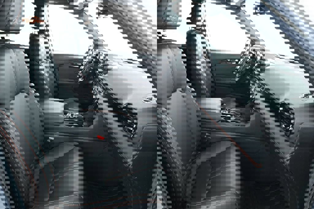 Used 2025 Honda Pilot TrailSport image 23