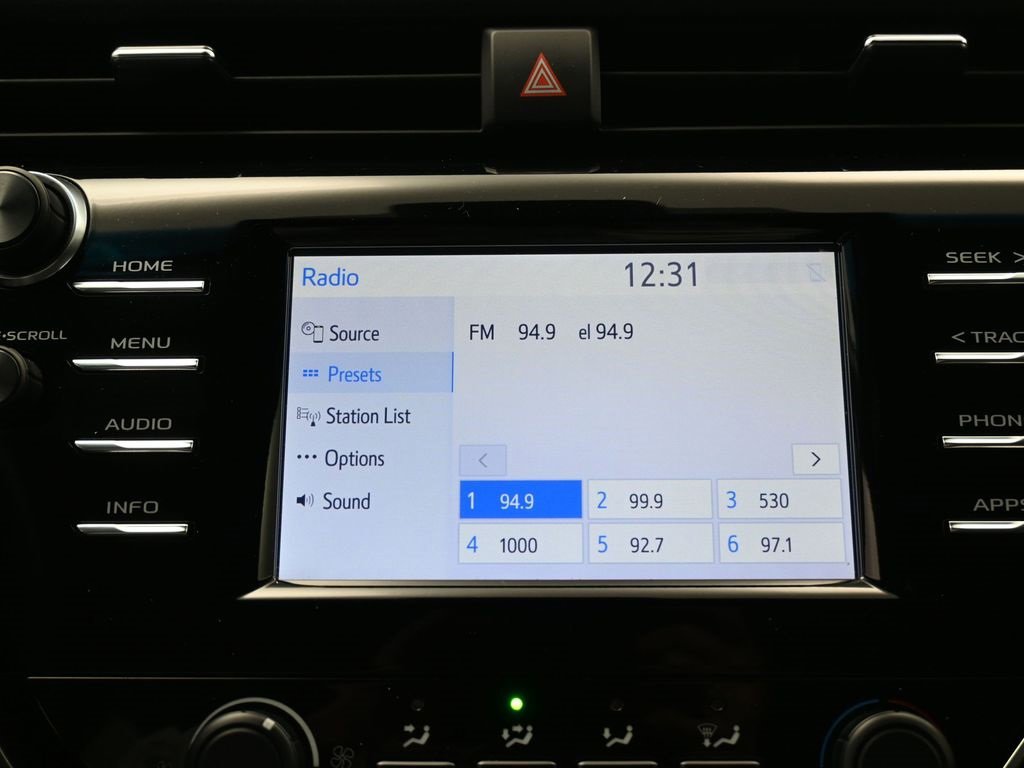 Certified 2018 Toyota Camry LE image 19