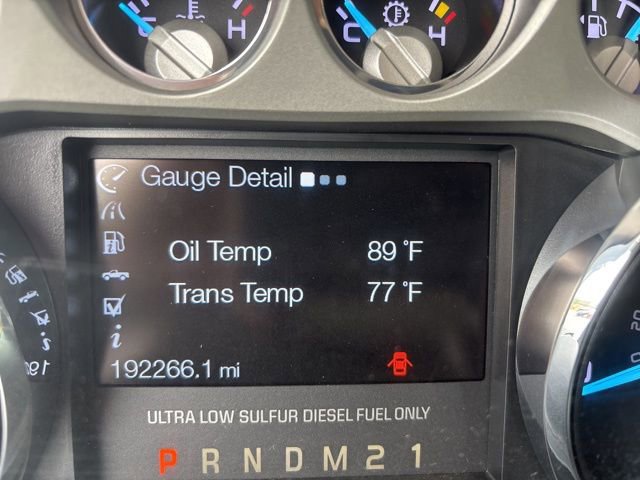 Used 2015 Ford F250 Lariat w/ Lariat Interior Package AWD/4WD image 9