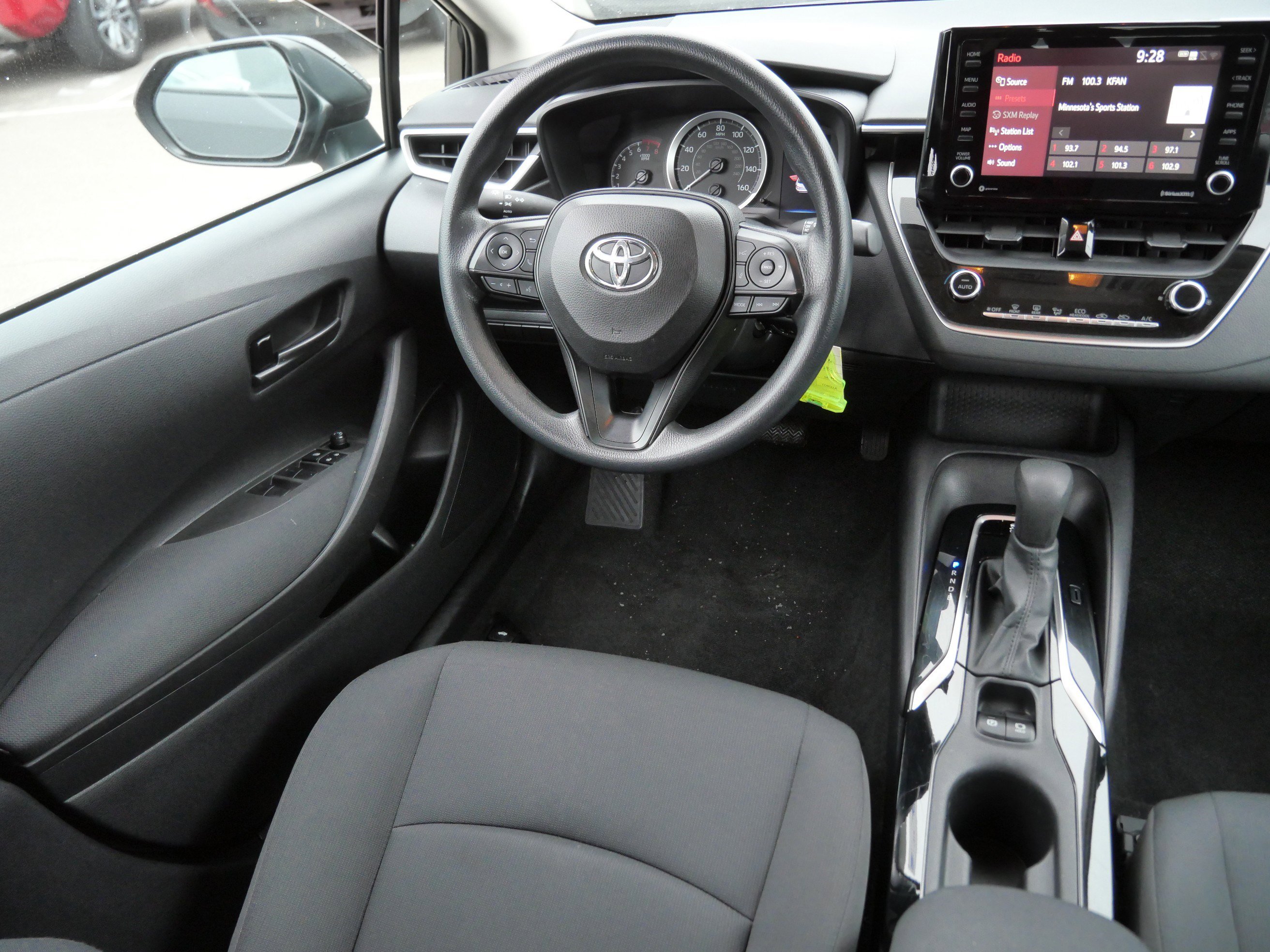 Certified 2022 Toyota Corolla LE image 10