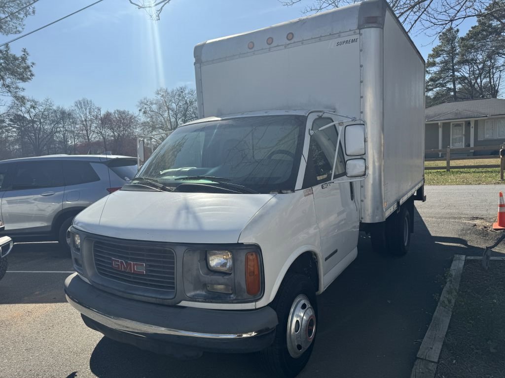 Used 2002 GMC Savana 3500 G3500 image 2
