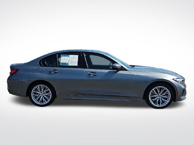 Used 2023 BMW 330i Sedan w/ Driving Assistance Package RWD image 3