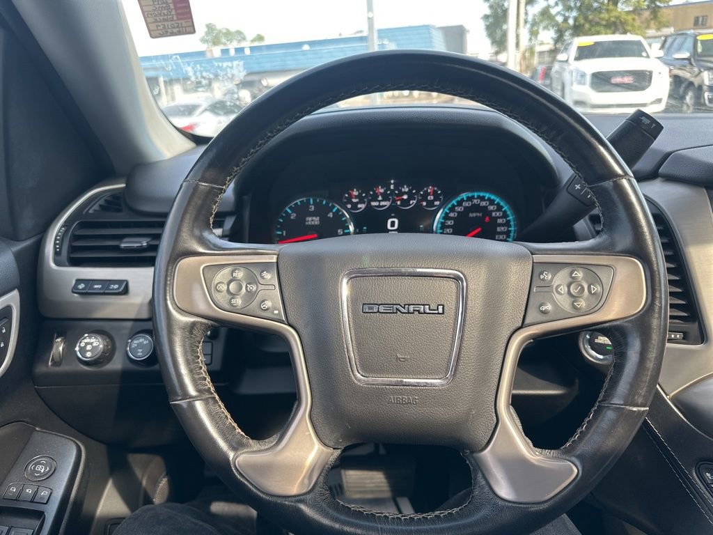 Used 2019 GMC Yukon Denali w/ Denali Ultimate Package image 18