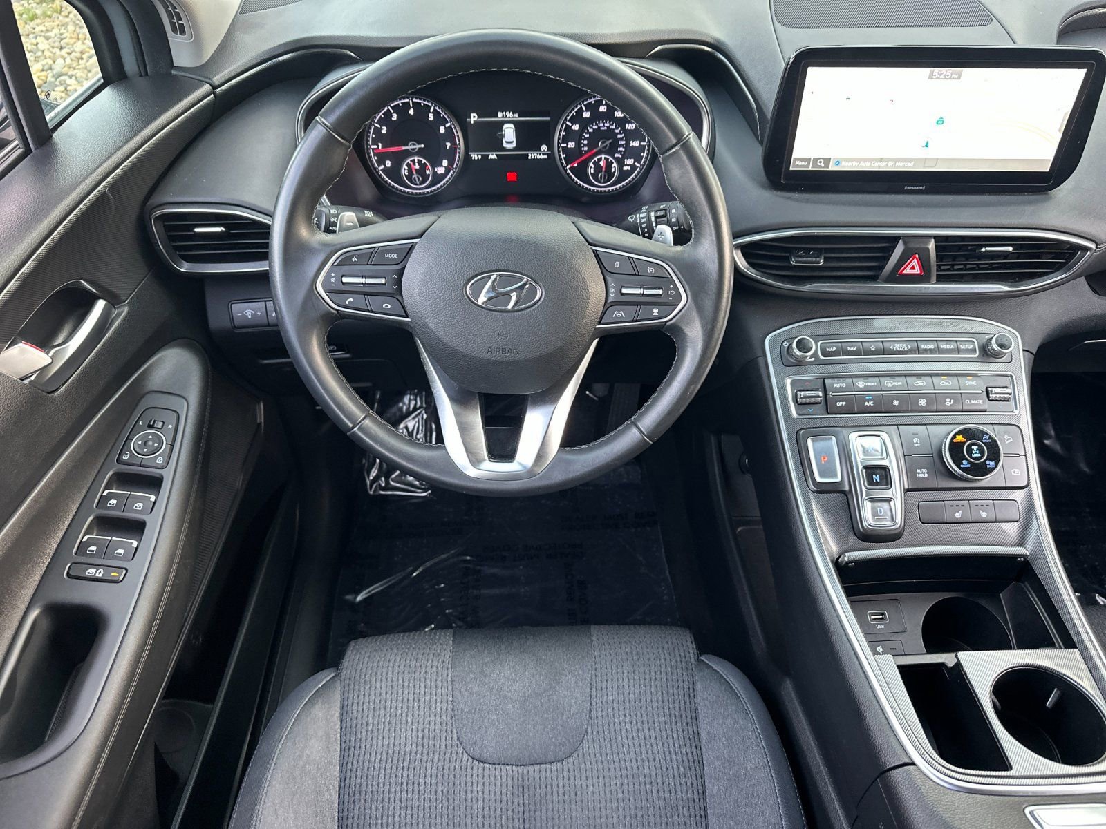Used 2023 Hyundai Santa Fe SEL image 13