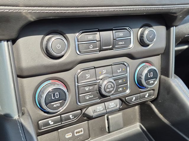 Used 2023 Chevrolet Tahoe Z71 w/ Luxury Package AWD/4WD image 15