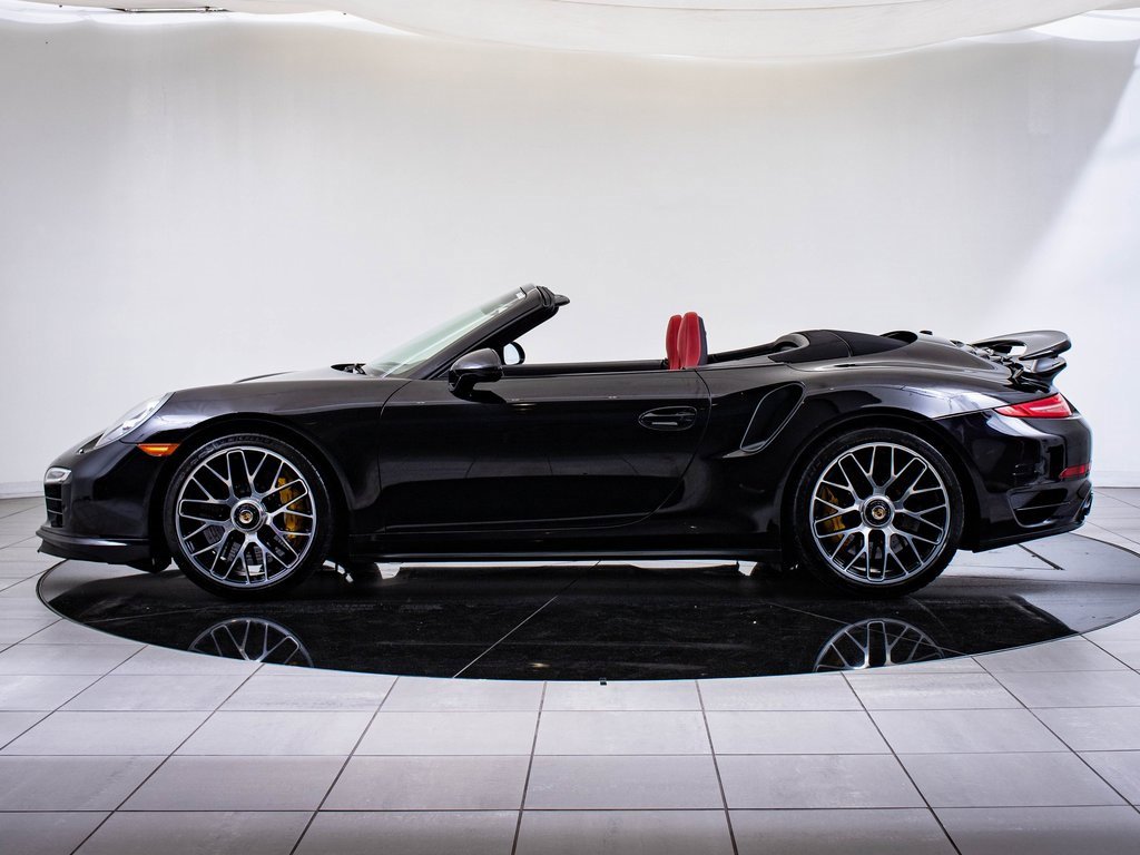 Used 2015 Porsche 911 Turbo S image 2