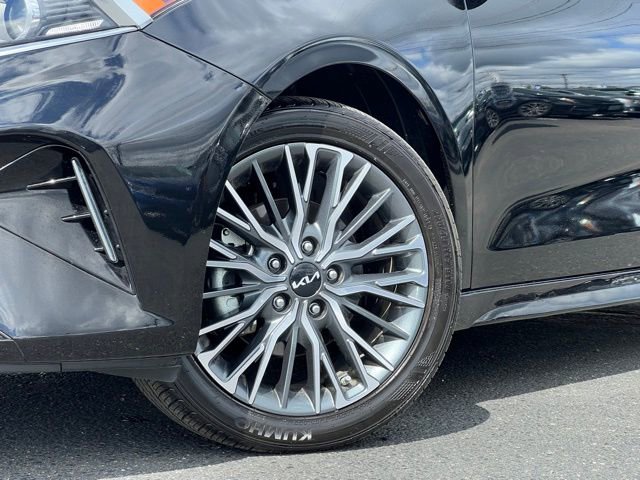 Certified 2024 Kia Forte GT-Line w/ GT-Line Premium Package FWD image 2