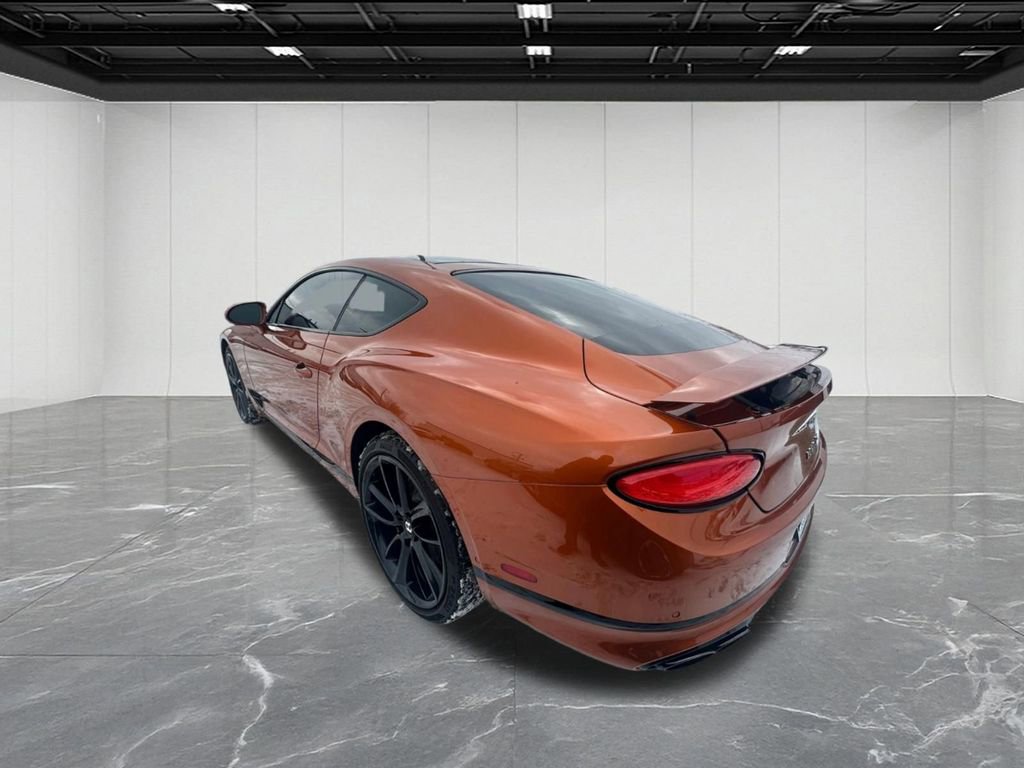 Used 2021 Bentley Continental GT image 3
