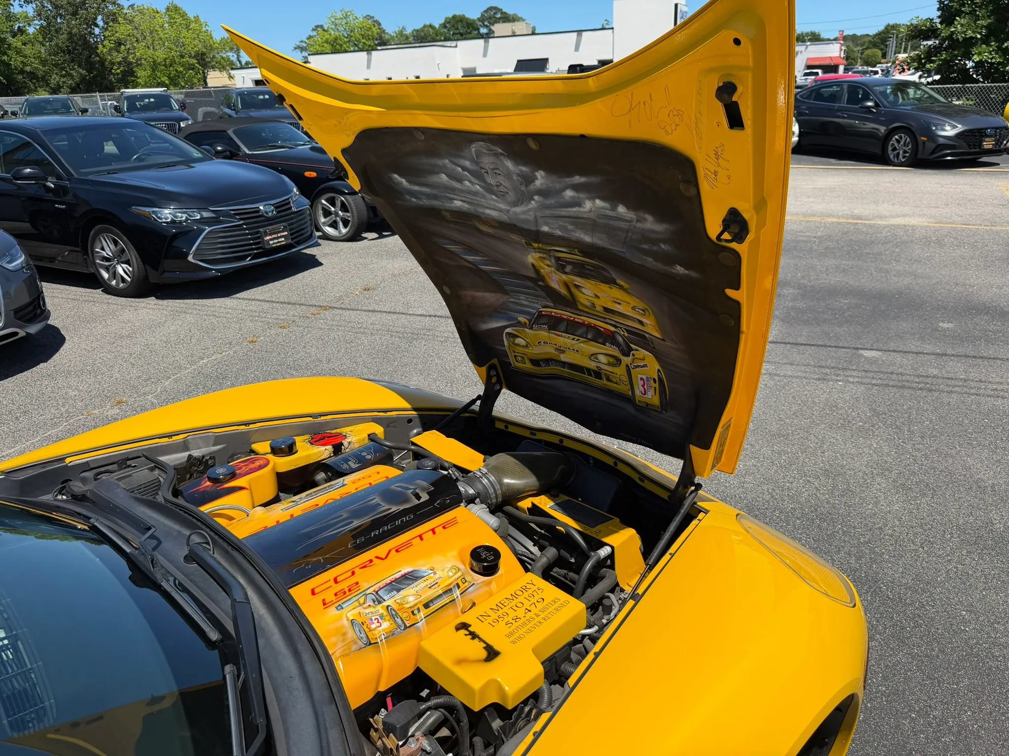 Used 2005 Chevrolet Corvette Coupe w/ Preferred Equipment Group RWD image 45