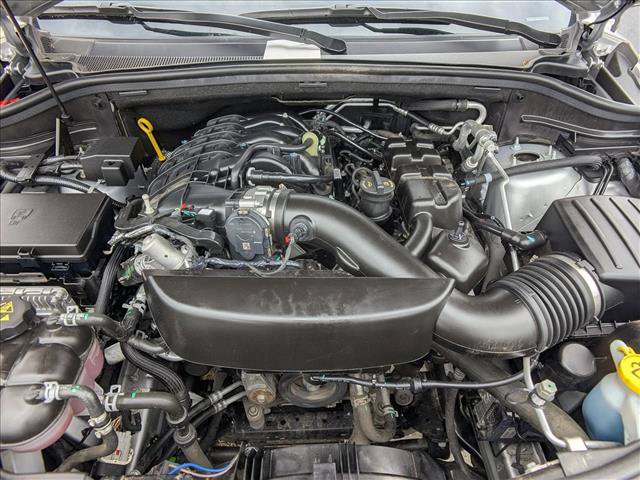 Used 2025 Dodge Durango GT AWD/4WD image 23