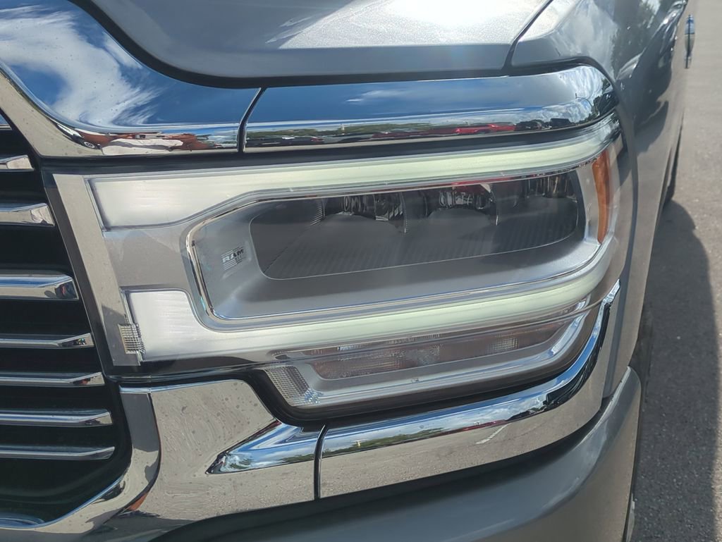 Used 2024 RAM 2500 Laramie w/ Safety Group AWD/4WD image 11