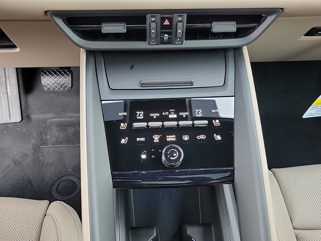 Used 2025 Porsche Macan 4 Electric image 38