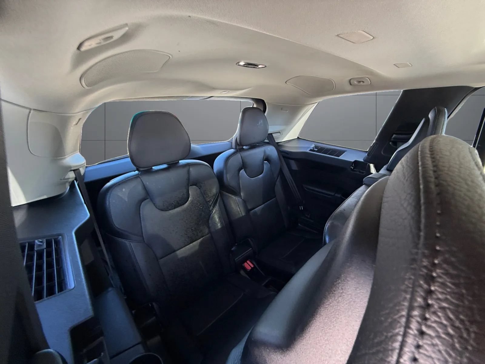 Used 2019 Volvo XC90 T5 Momentum w/ Multimedia Package AWD/4WD image 22