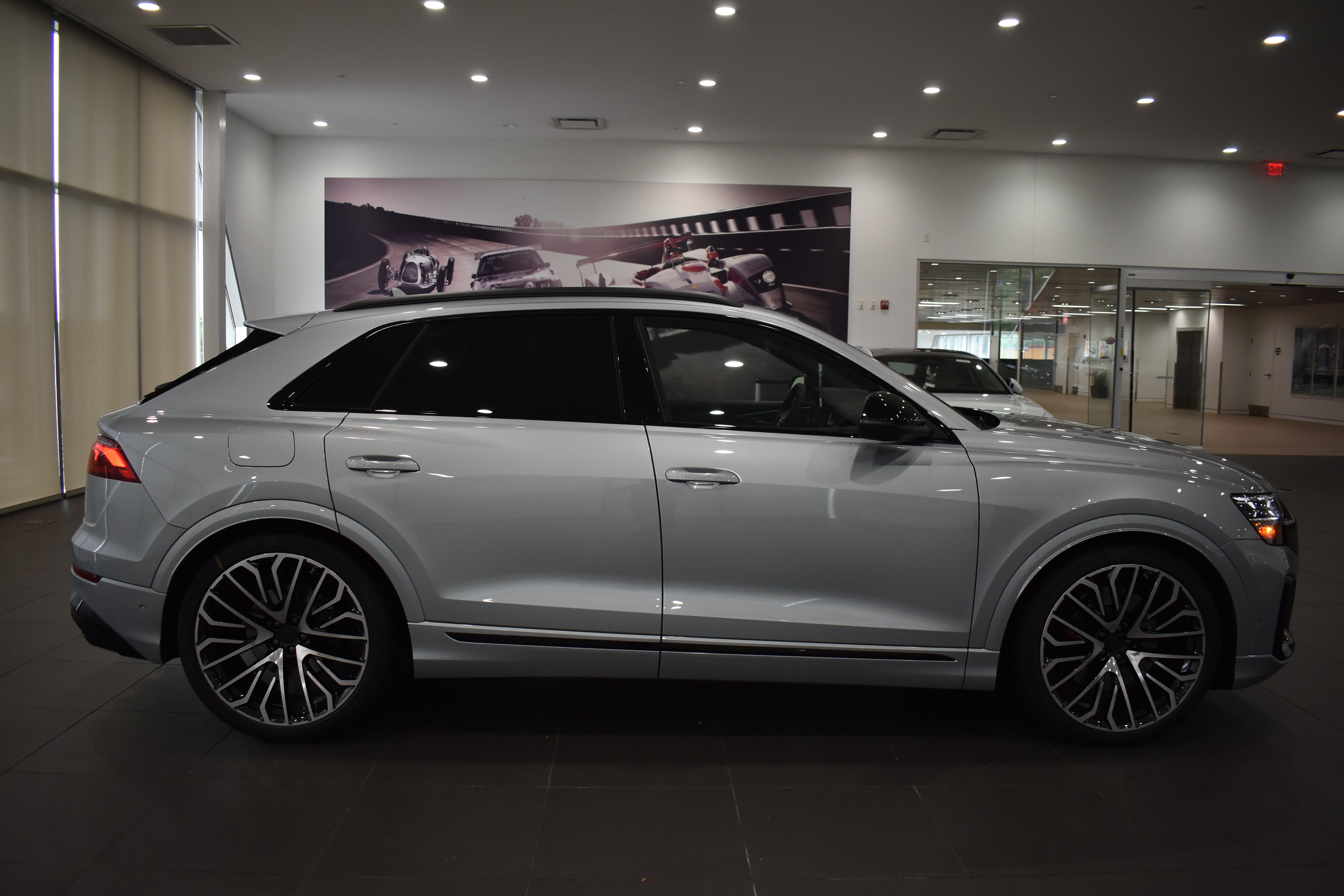 New 2026 Audi SQ8 Prestige AWD/4WD image 8