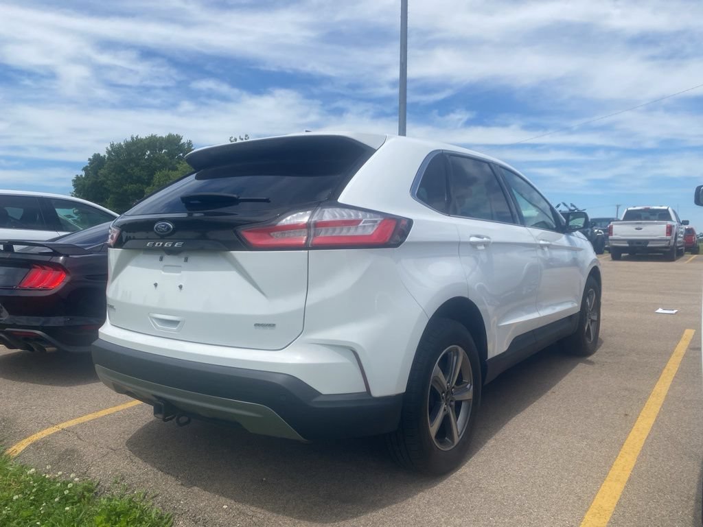 Used 2024 Ford Edge SEL w/ Convenience Package AWD/4WD image 7