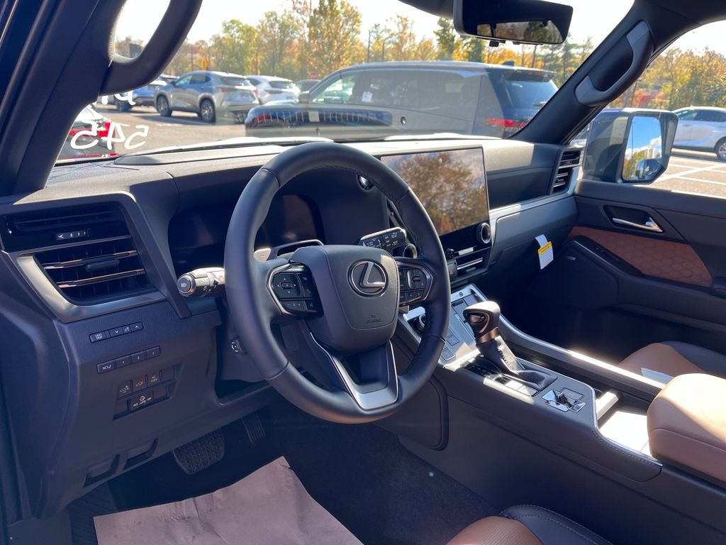 New 2025 Lexus GX 550 image 7