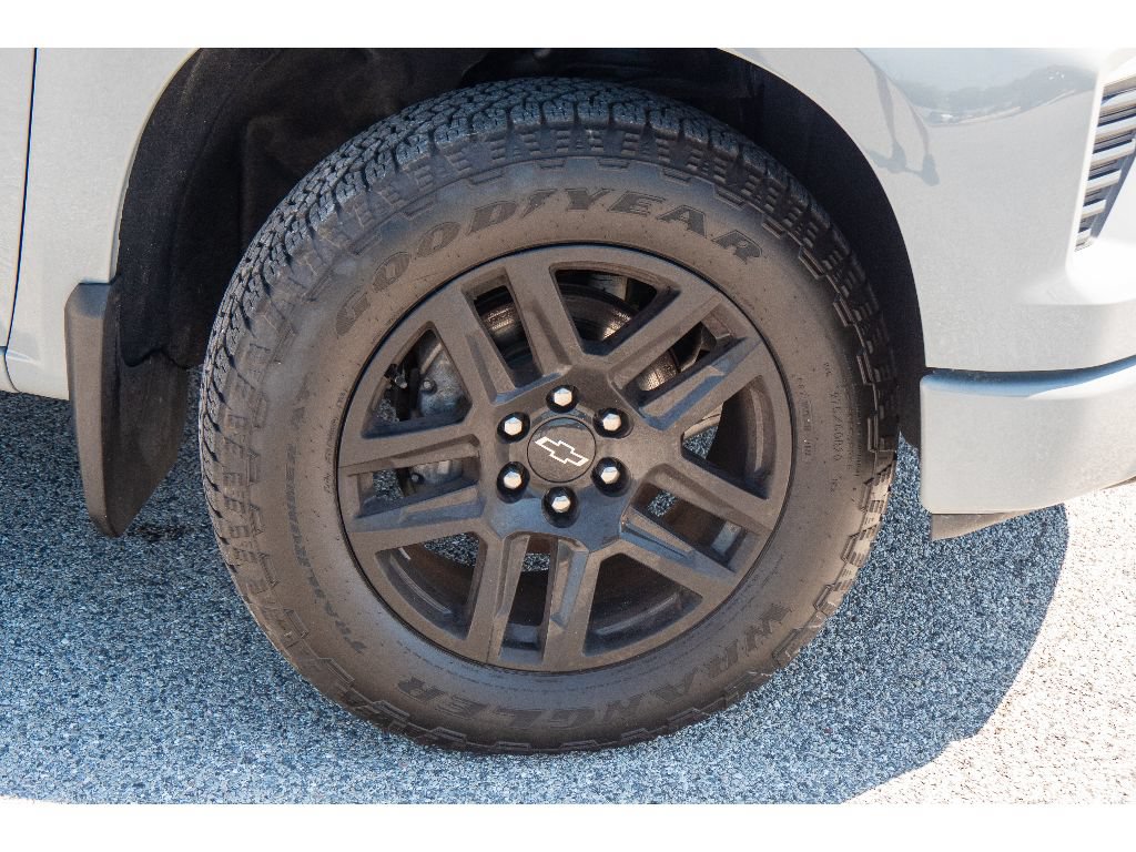 Used 2024 Chevrolet Silverado 1500 RST AWD/4WD image 31