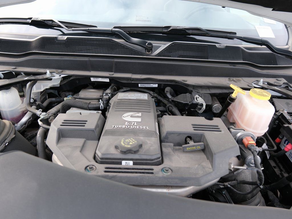 New 2023 RAM 5500 Tradesman AWD/4WD image 28