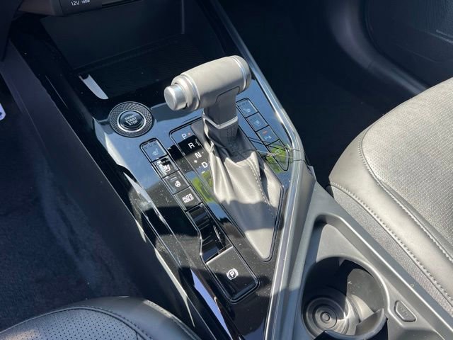 New 2026 Kia Niro SX Touring FWD image 17
