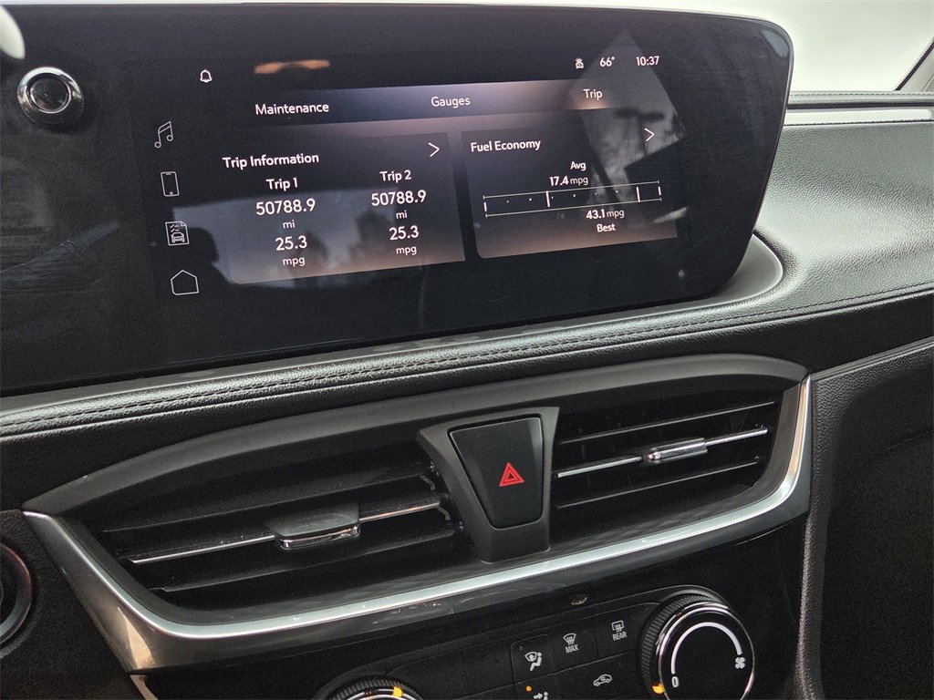 Used 2024 Buick Encore GX Sport Touring image 9