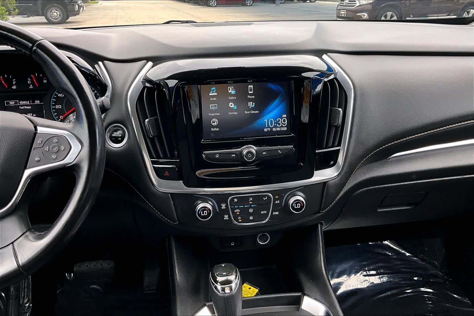 Used 2019 Chevrolet Traverse LT FWD image 7