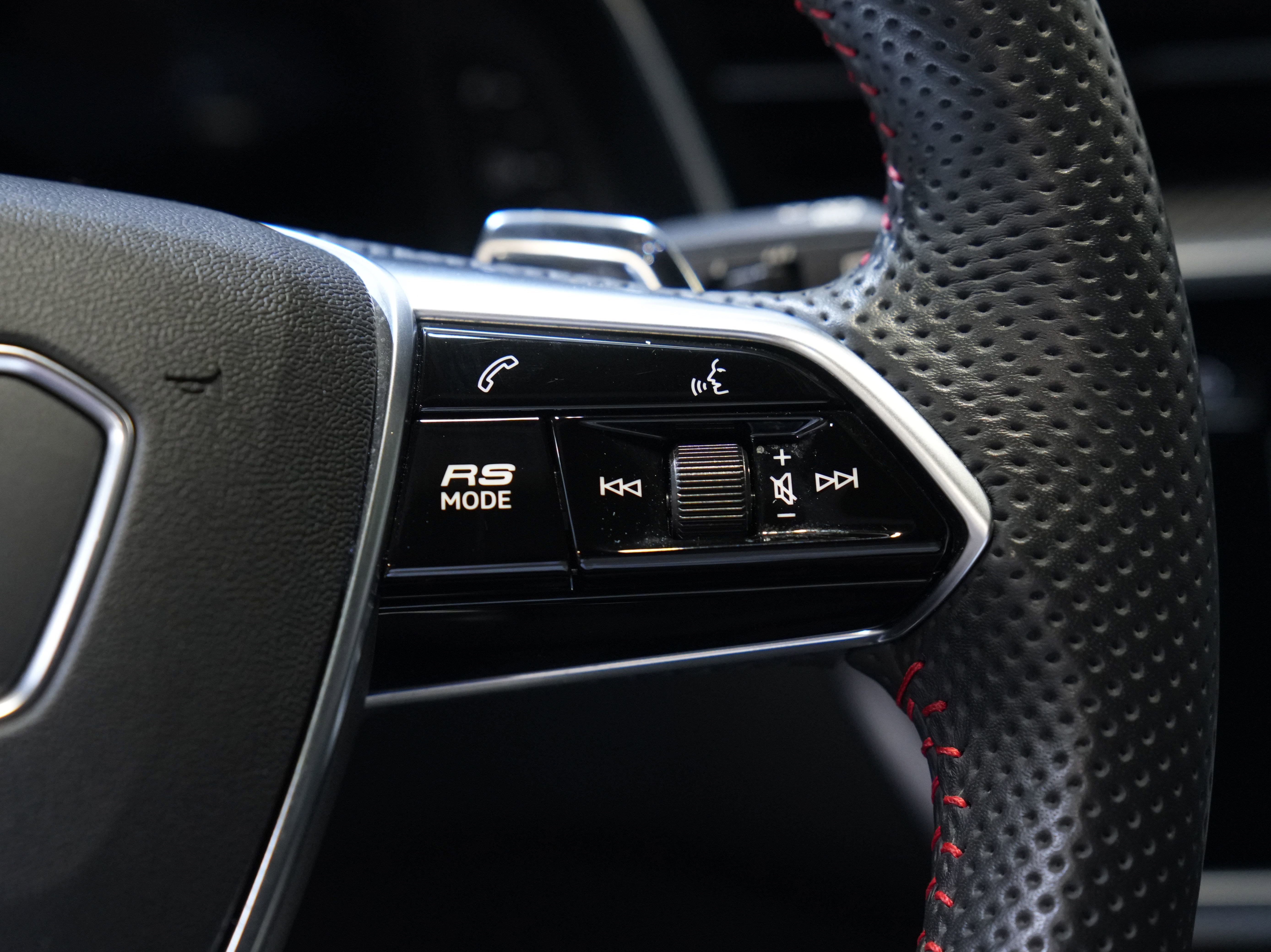 Used 2021 Audi RS 6 image 46
