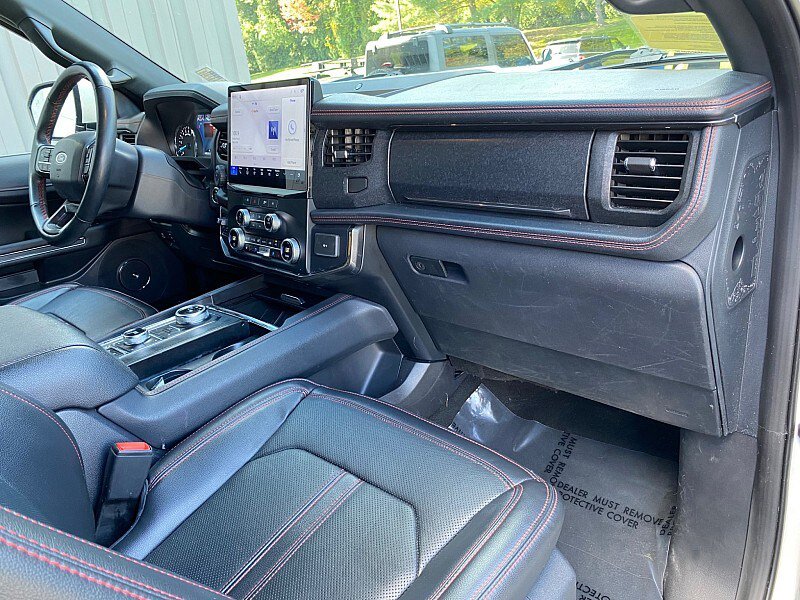 Used 2023 Ford Expedition Limited AWD/4WD image 27