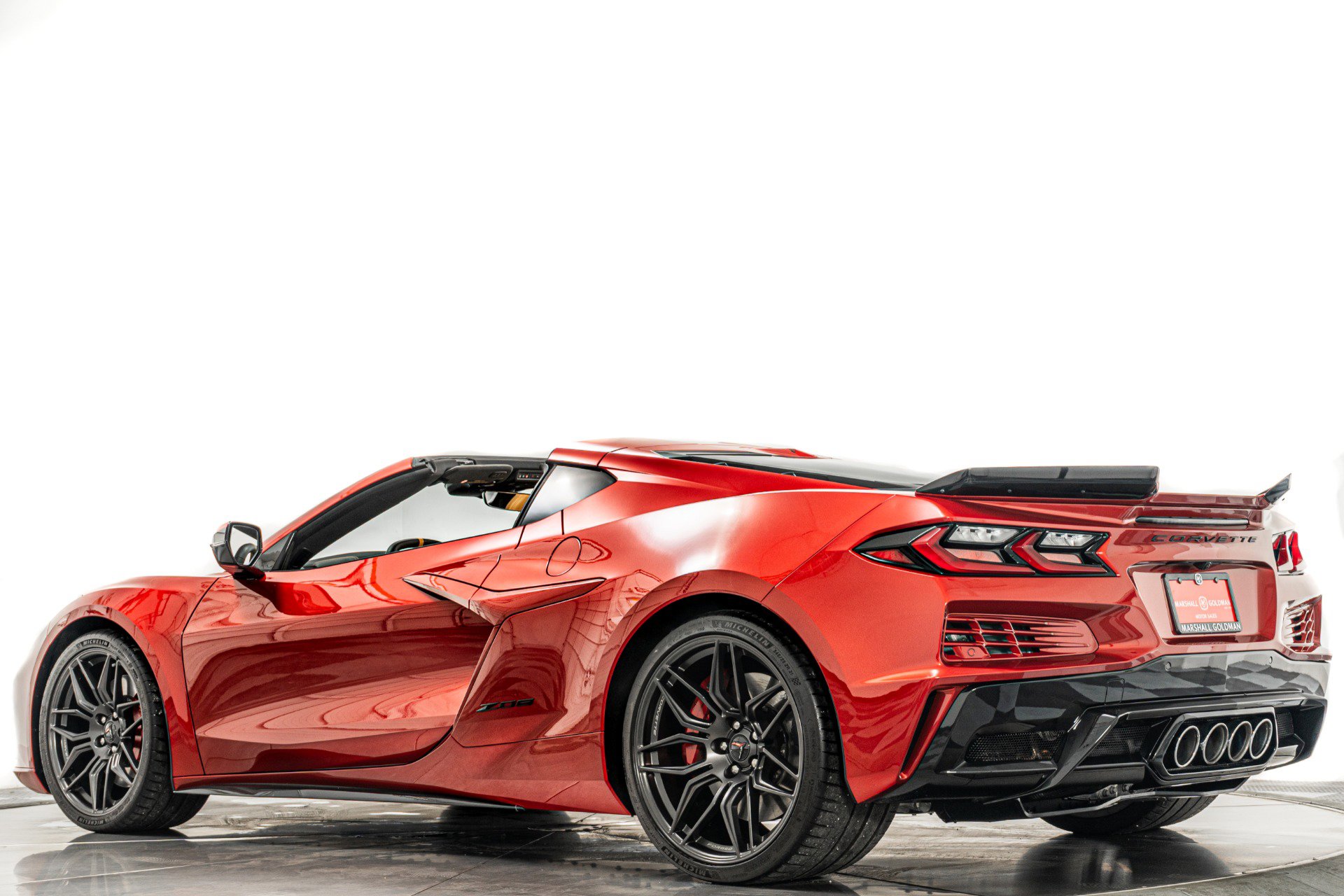 Used 2024 Chevrolet Corvette Z06 RWD image 35