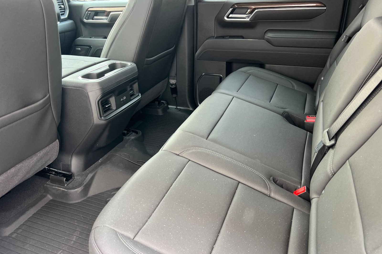 New 2026 Chevrolet Silverado 1500 RST w/ RST All Star Premium Package AWD/4WD image 9