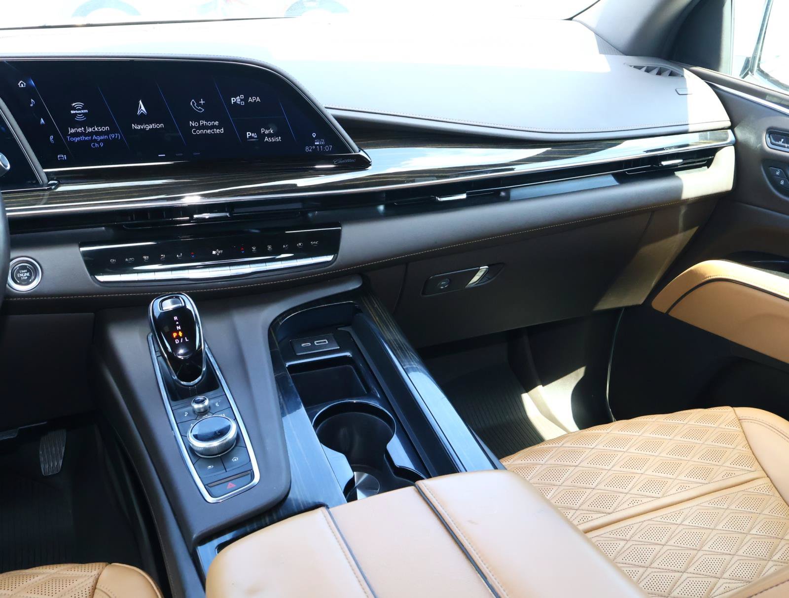 Used 2022 Cadillac Escalade ESV Sport w/ Touring Package AWD/4WD image 17
