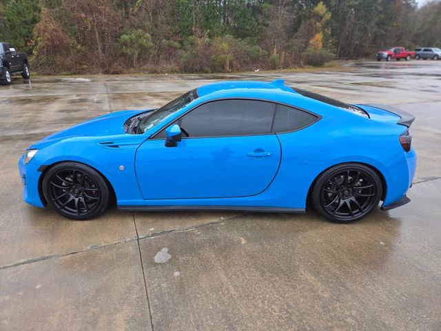 Used 2020 Toyota 86 image 2