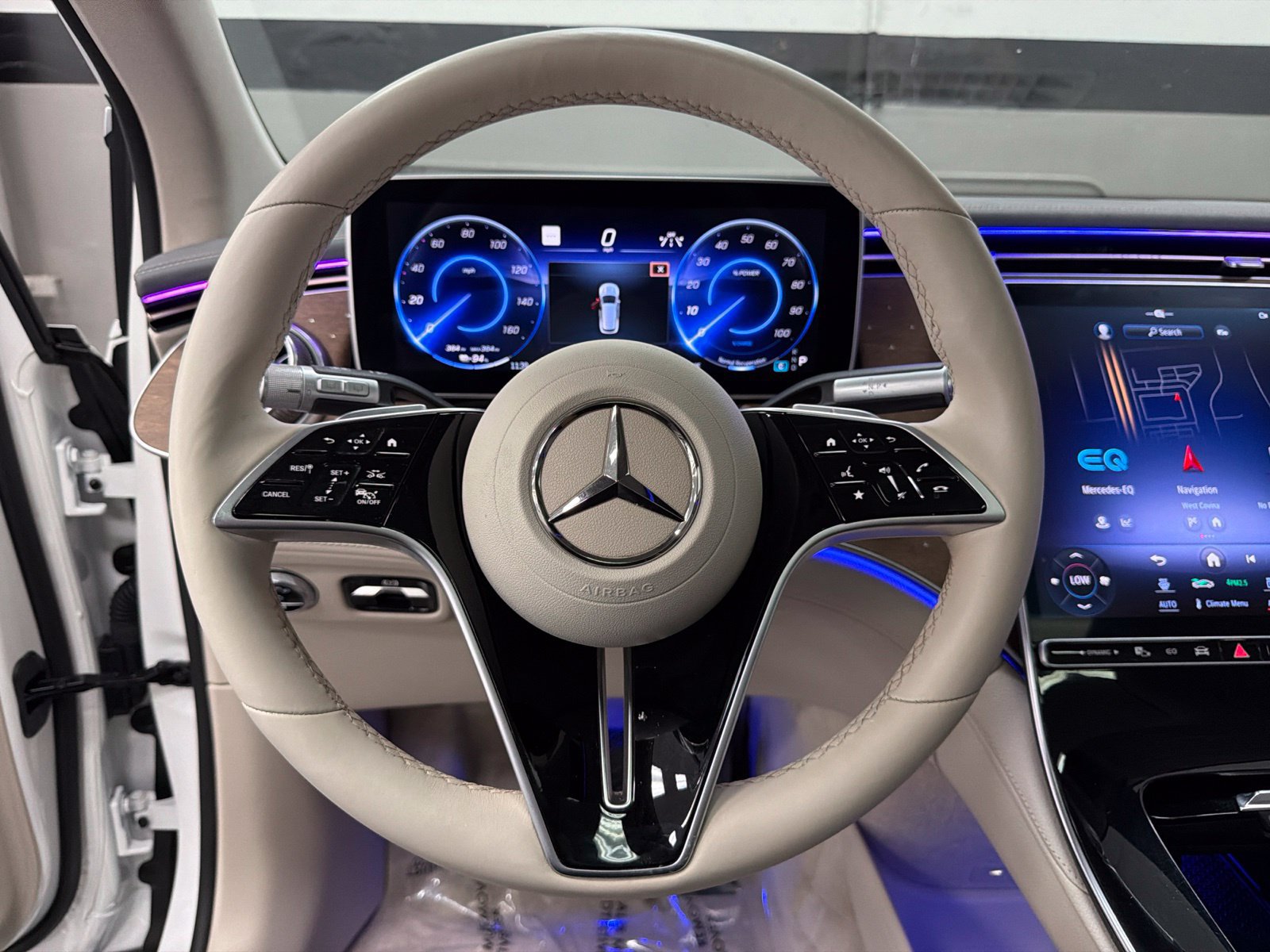 Used 2023 Mercedes-Benz EQS 450+ SUV w/ AMG Line Exterior Package image 28