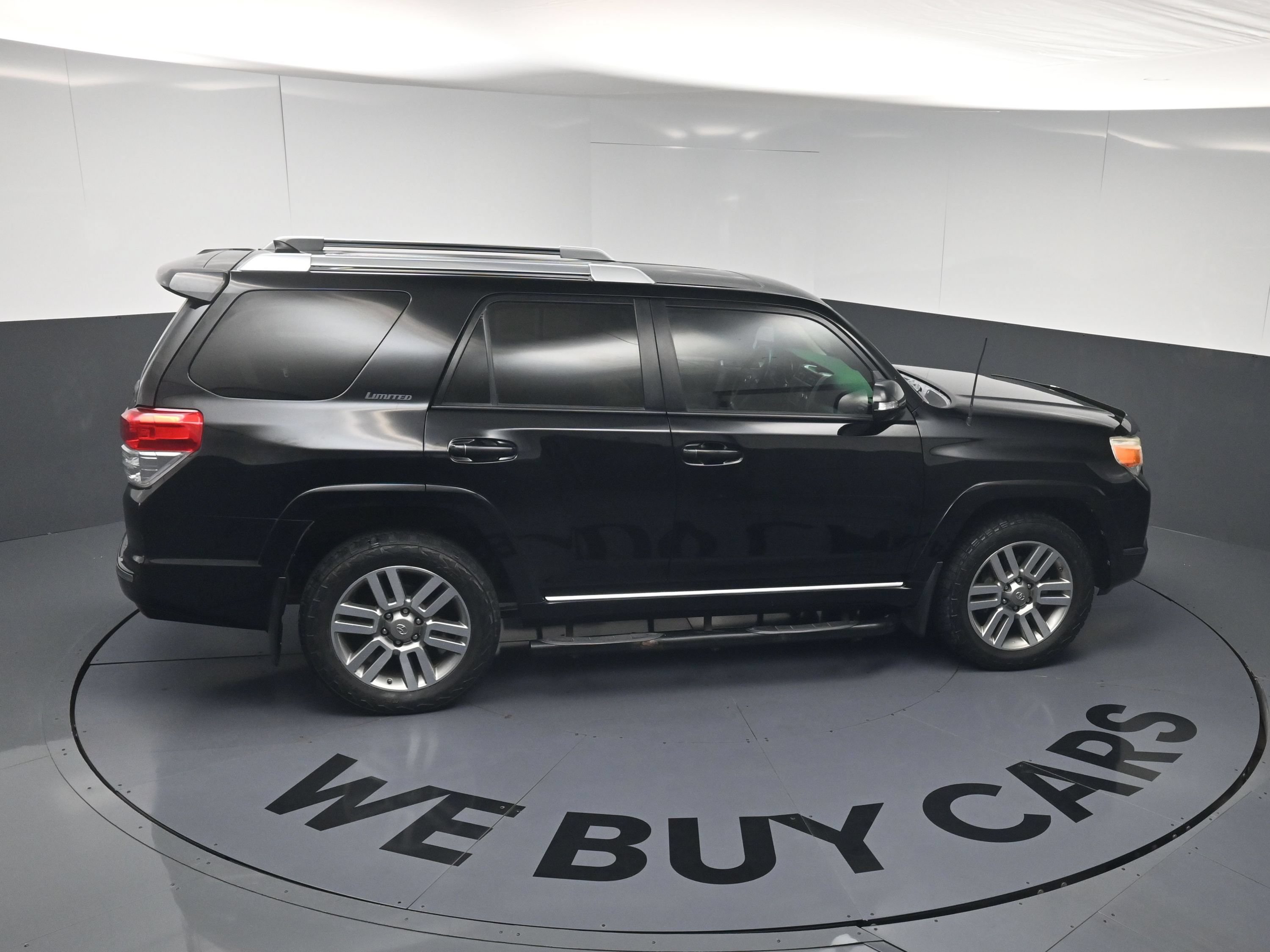 Used 2012 Toyota 4Runner Limited AWD/4WD image 32