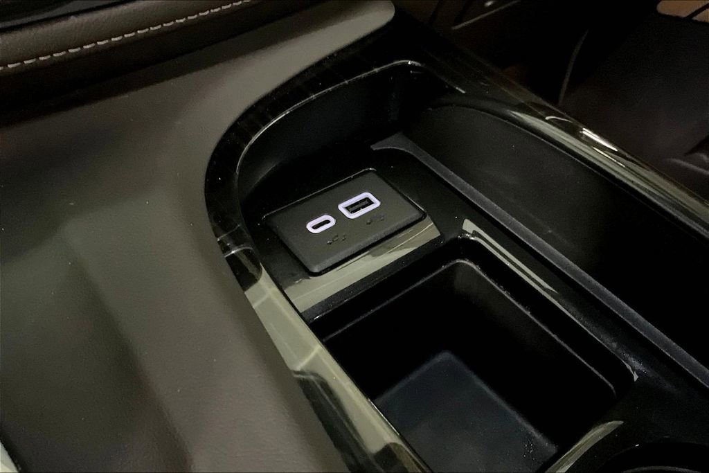 Certified 2023 Cadillac Escalade Sport w/ Touring Package image 16