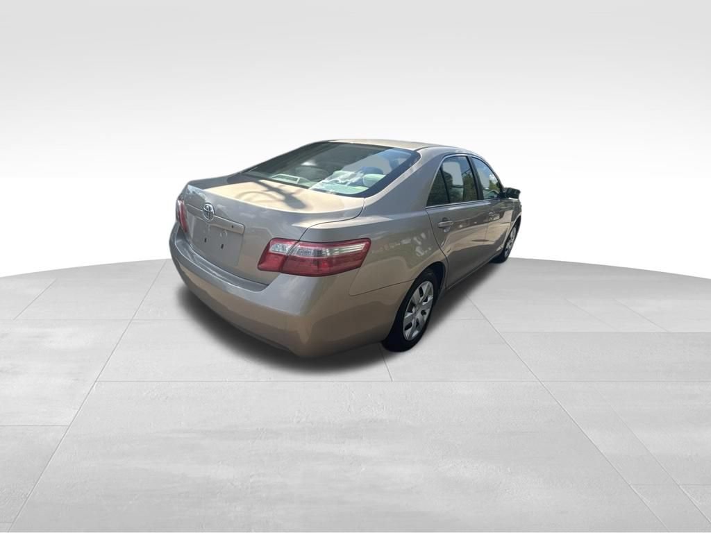 Used 2009 Toyota Camry LE FWD image 6